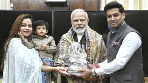 Kalyan MP Shrikant Shinde meets PM Narendra Modi