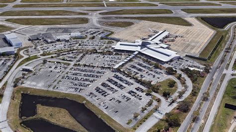 Daytona Beach Airport Parking Guide: Rates, Lots, Hours