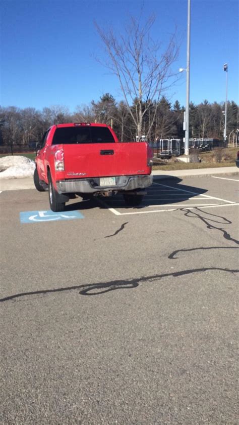 More idiots parking at school : r/badparking