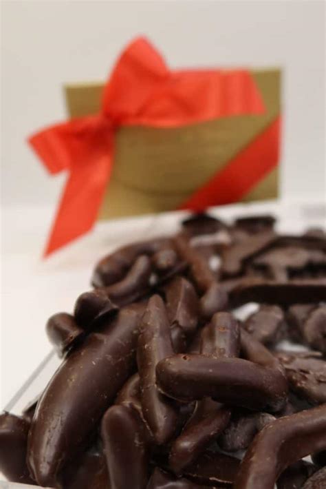 Dark Chocolate Dipped Orange Peel | A Chocolate Dream