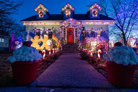 Michigan family turns home into giant gingerbread house to honor son's loss