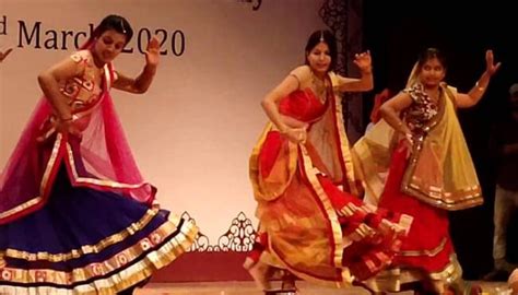 List of 14 Traditional Folk Dances of Bihar with Photos