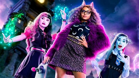 Nickelodeon's "Monster High" Welcomes Trans Kids to Magic School