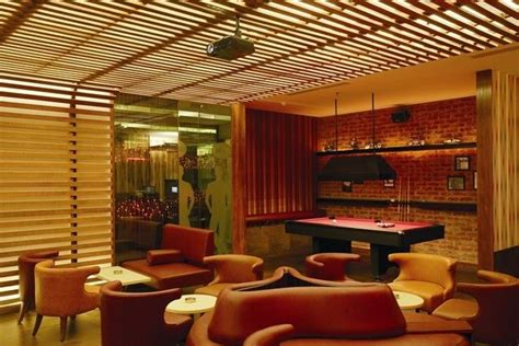 Lemon Tree Hotel Millennium City Center Gurgaon India - Indian Holiday