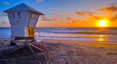 Sunset at Mission Beach, California : r/Beachporn