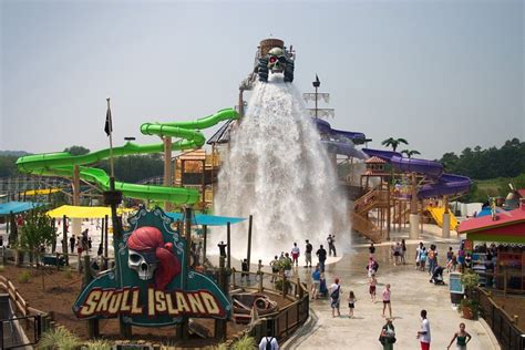 Six Flags White Water Rides & Attractions in Atlanta, GA