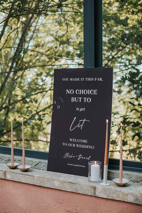 26 Totally Chic Wedding Welcome Sign Ideas