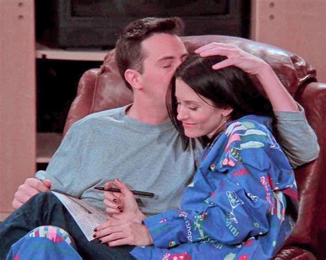 Chandler and Monica ️ Friends Show, Serie Friends, Friends Cast, Friends Moments, Friends ...