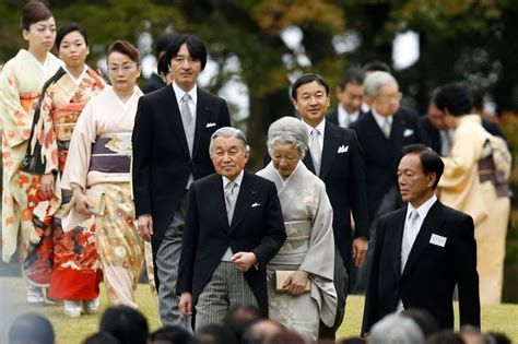 Photos - Royal Blog - L’empereur et l’impératrice du Japon complices ...