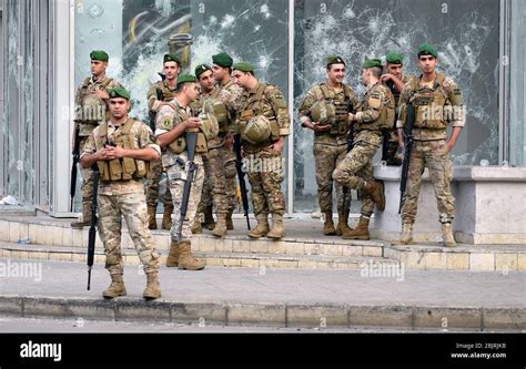 Lebanese army hi-res stock photography and images - Alamy