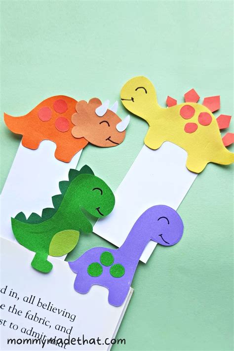 Adorable Dinosaur Bookmarks (With Printable Template)