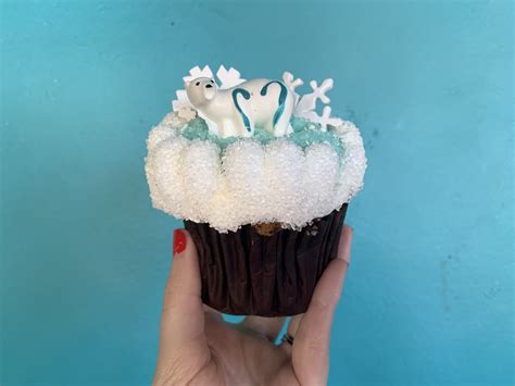 REVIEW: Merry Menagerie Cupcake Returns to Disney's Animal Kingdom for ...