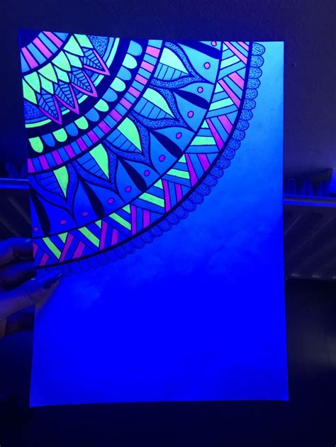 Mandala blacklight neon drawing | Drawings, Mandala, Neon