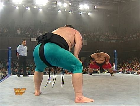 Earthquake vs Yokozuna (WWF, 5-16-1994) | Tape Machines Are Rolling