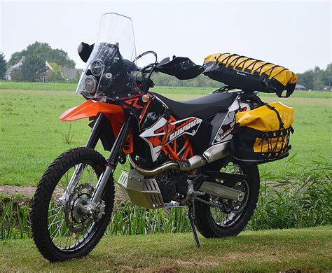 KTM 690 Nomad Adventure kit