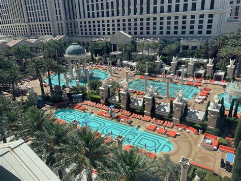 "Pool" Caesars Palace (Las Vegas) • HolidayCheck (Nevada | USA)