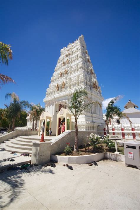 Malibu Hindu Temple: Largest on the West Coast | Hindu temple, Malibu ...