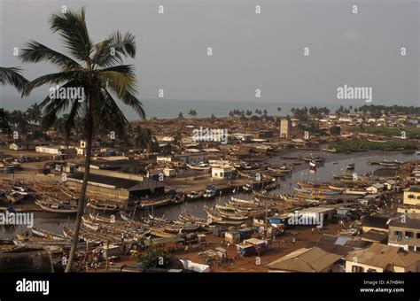 Elmina town, Ghana Stock Photo - Alamy