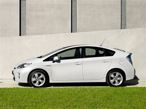 Toyota Prius Comes in Five Different Models and Styles