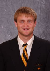 Kaeding « University of Iowa Athletics Hall of Fame | Official Website