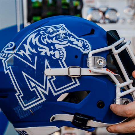 Memphis - HELMET HISTORY