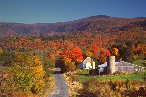 America's Top 7 Scenic Fall Road Trips Under $500 | Travel | US News