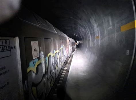 Derailment closes Switzerland's Gotthard Base Tunnel (updated) - Trains