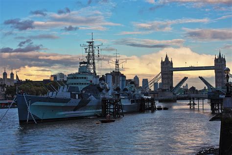 HMS Belfast and Tower Bridge | leo.wan | Flickr