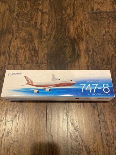 NEW BOEING Model Air Plane Craft Kit 747-8 1:200 Dreamliner airplane aircraft | #3941117606