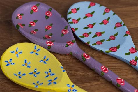 Flower Decorated Wooden Spoons – Pretty Spoons