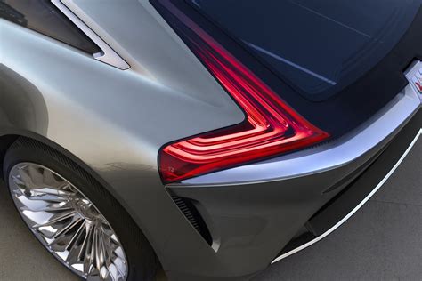 An Electrified Future for Buick Starts With the Wildcat EV Concept ...