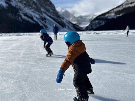 17 Things to Do in Banff in Winter [Activities for Families]