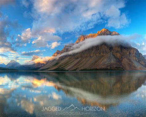 Sunrise at Bow Lake, Alberta [1800x1440][OC] : r/EarthPorn