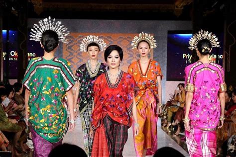 Balancing Tradition and Transformation: Baju Bodo Through the Ages