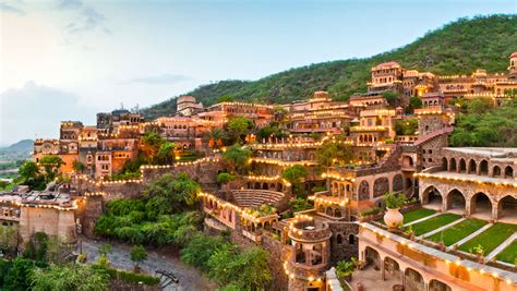 Neemrana Fort Palace|Heritage Resort near Jaipur|Stay near Jaipur