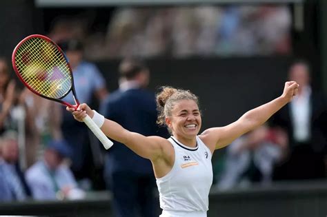 Jasmine Paolini vs Barbora Krejcikova Wimbledon women’s final FREE live ...