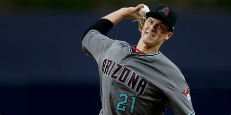 Zack Greinke's eephus curve is baffling hitters