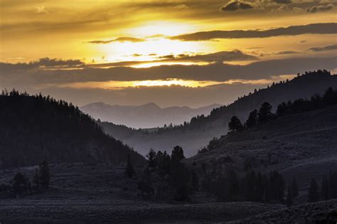 Yellowstone National Park Sunset Free Stock Photo - Public Domain Pictures