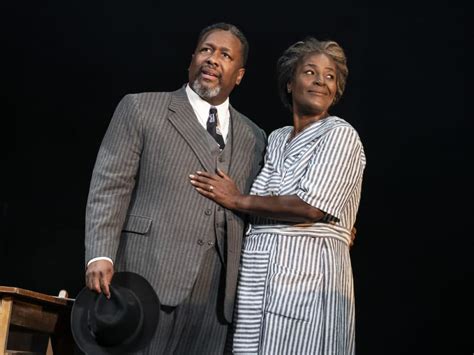 In 'Death of a Salesman,' Wendell Pierce stars as the patriarch of ...