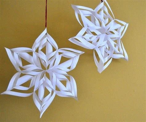 6 ideas de adornos navideños de papel para hacer en casa