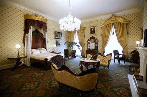 Lincoln Bedroom - White House Museum