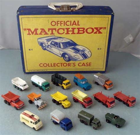 15 Matchbox Trucks Vintage Collection + Case 1960s