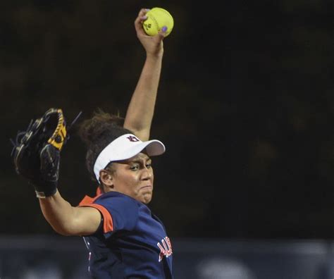 2 Auburn softball infielders return to practice, 2 freshmen on mend - al.com