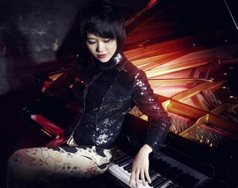 The 7 best female piano players of our time