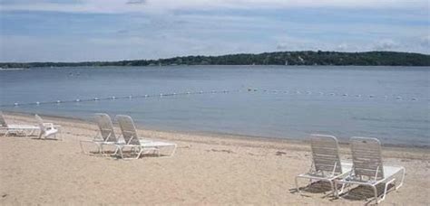 SILVER SANDS MOTEL & BEACH BUNGALOWS - Prices & Reviews (Greenport, NY ...