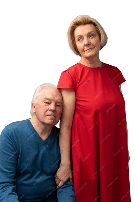 Premium PSD | Studio portrait of loving elderly couple