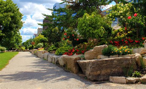 Dieppe Gardens - Tourism Windsor Essex Pelee Island