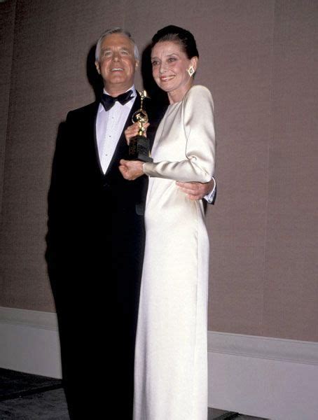 Audrey Hepburn poses with her Breakfast at Tiffany’s costar George Peppard at the 47th Annual ...