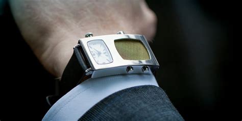 Love Dick Tracy? Here's a perfect replica of his watch » Gadget Flow