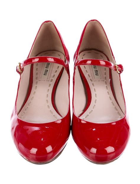 Miu Miu Patent Leather Mary Jane Flats - Shoes - MIU55373 | The RealReal